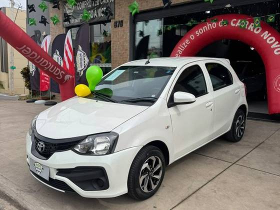 TOYOTA ETIOS 1.3 X 16V FLEX 4P MANUAL TOYOTA ETIOS 1.3 X 16V FLEX 4P MANUAL